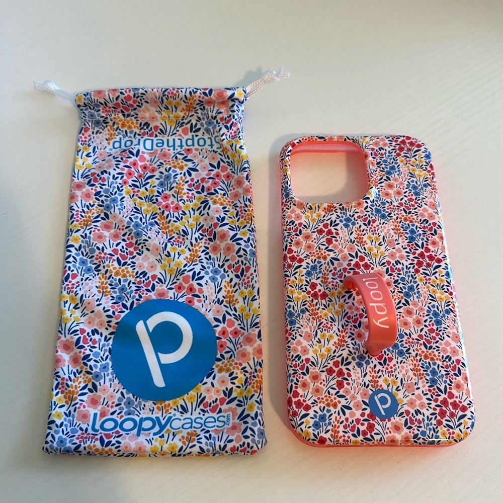 iPhone 14 Pro Max loopy case